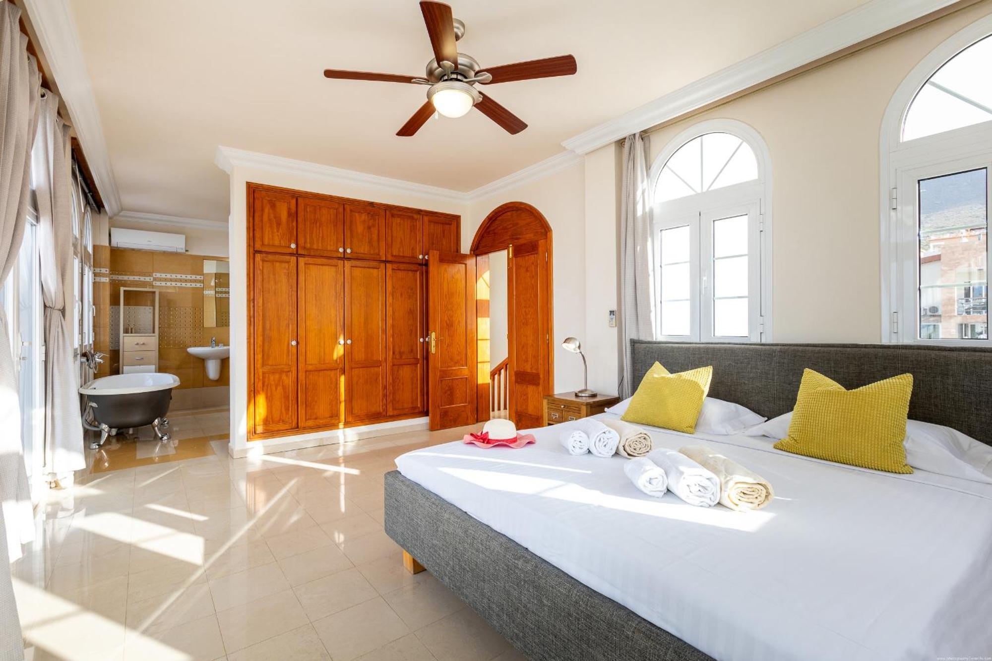 Villa Ocean Palm, Heated Pool! Costa Adeje  Exterior photo