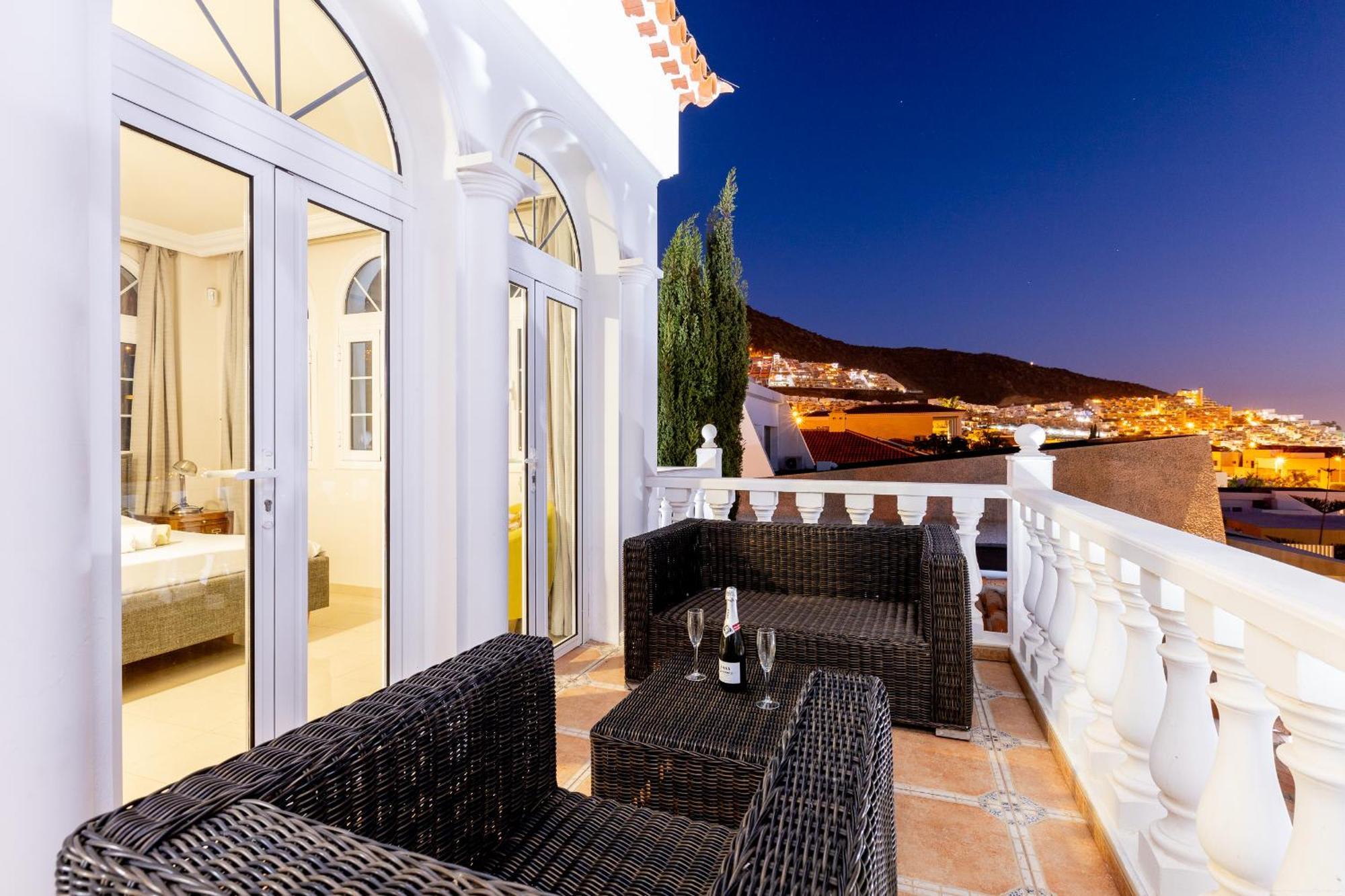 Villa Ocean Palm, Heated Pool! Costa Adeje  Exterior photo